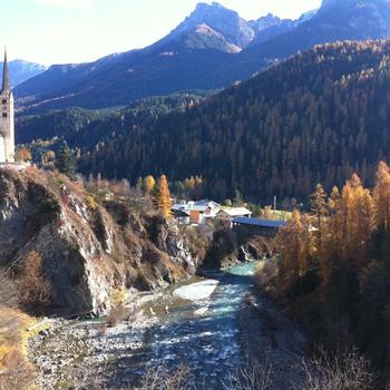 Blick von der Gurlaina Brücke, Scuol